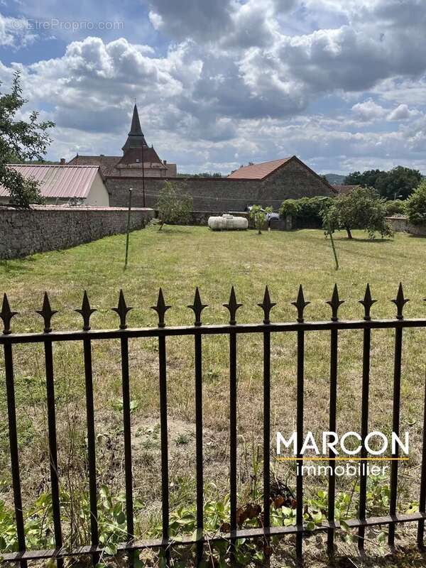 Maison 195 m² à Aubusson  - photo 12