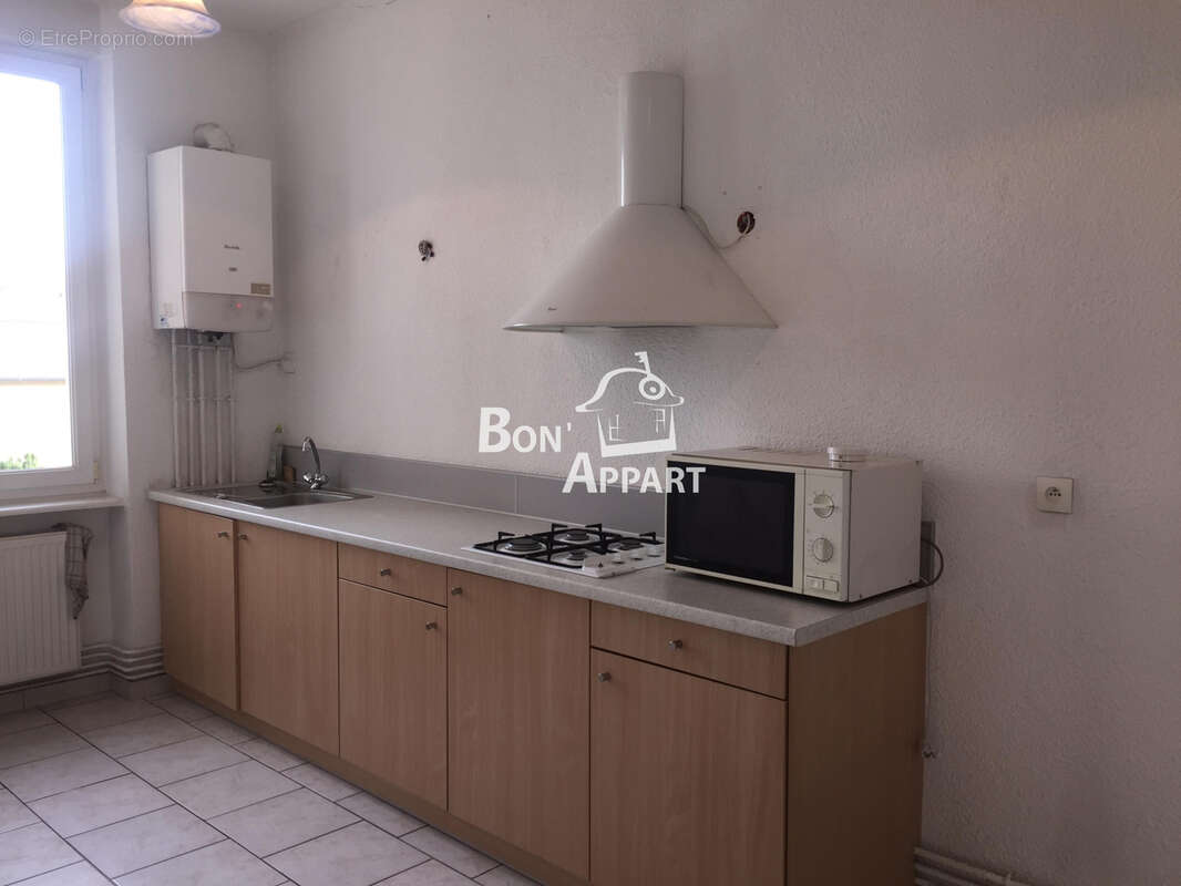 Appartement 500 m² à Joeuf  - photo 3