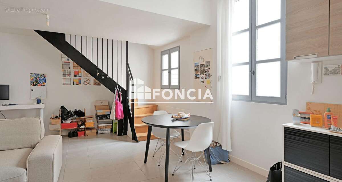 Appartement de type 1 dans une résidence Bourgeoise en plein centre ville - photo 3