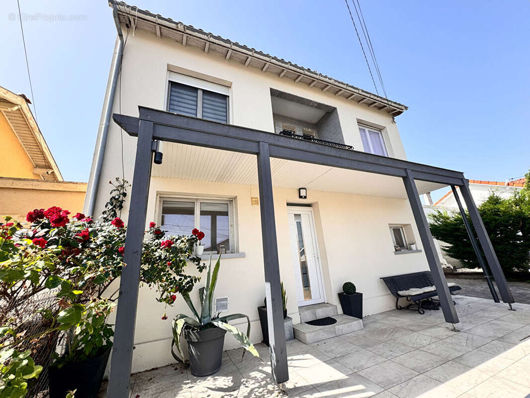 Maison à CENON
