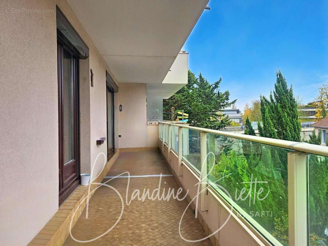 Photo 8 - Appartement à LE PECQ