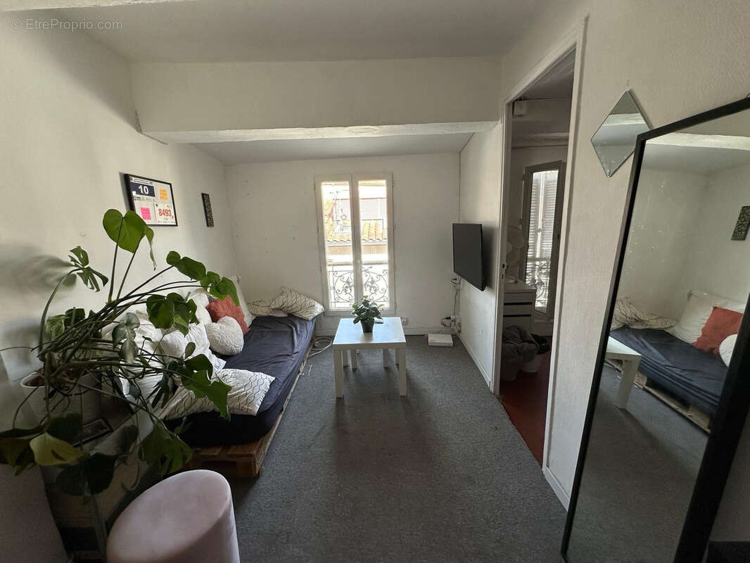 Appartement à MARSEILLE-2E