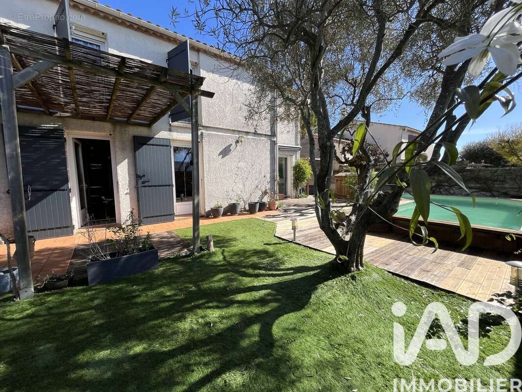 Photo 2 - Maison à BAGNOLS-SUR-CEZE