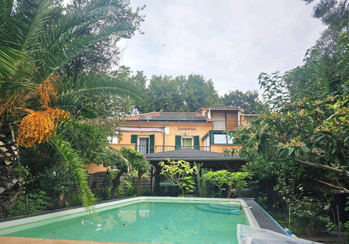 Maison à LA SEYNE-SUR-MER