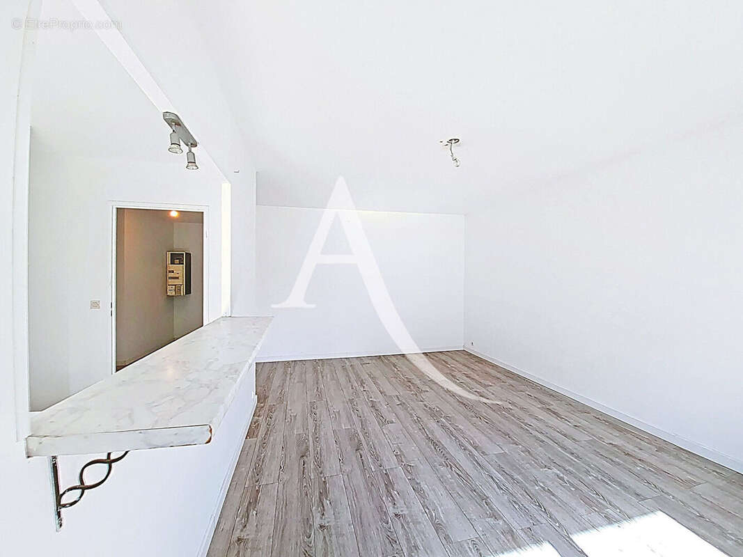 À VENDRE MASSY ATLANTIS Appartement  3 pièce(s) - photo 5
