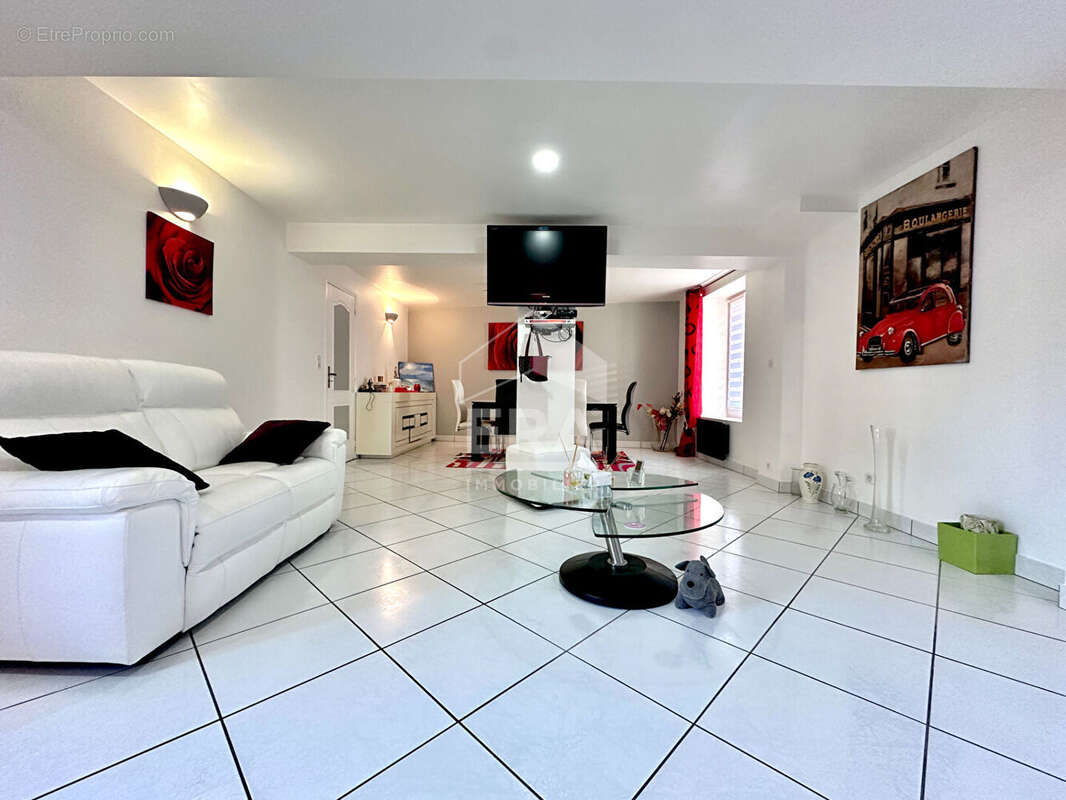 Maison de ville 150m² à saint-pierre-lès-nemours - photo 5