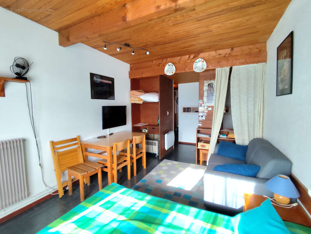 Appartement à MURAT-LE-QUAIRE