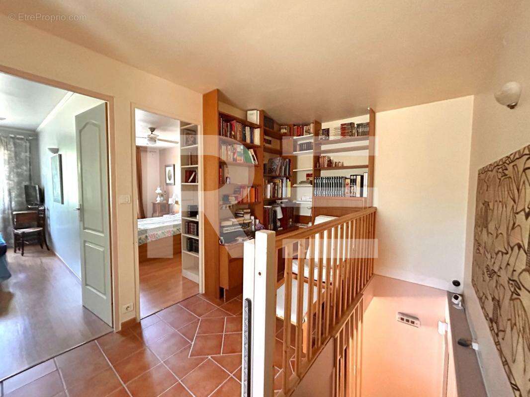 Maison à DURFORT-ET-SAINT-MARTIN-DE-SOSSENAC