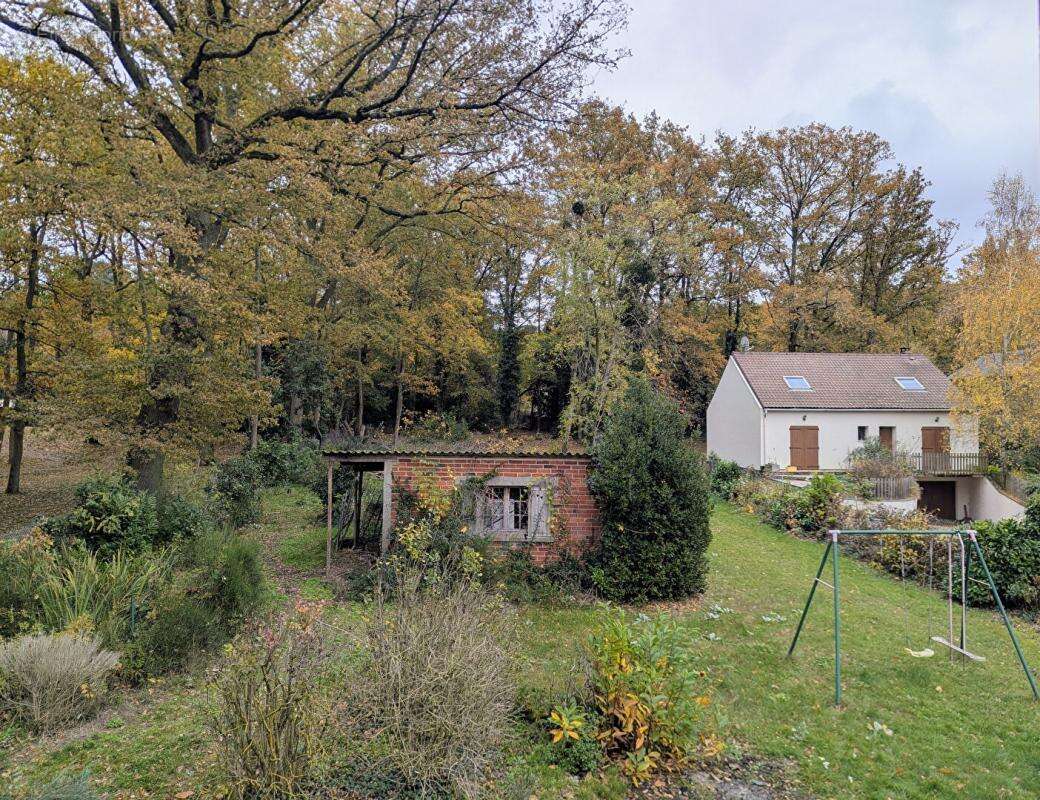 Maison à BRIIS-SOUS-FORGES