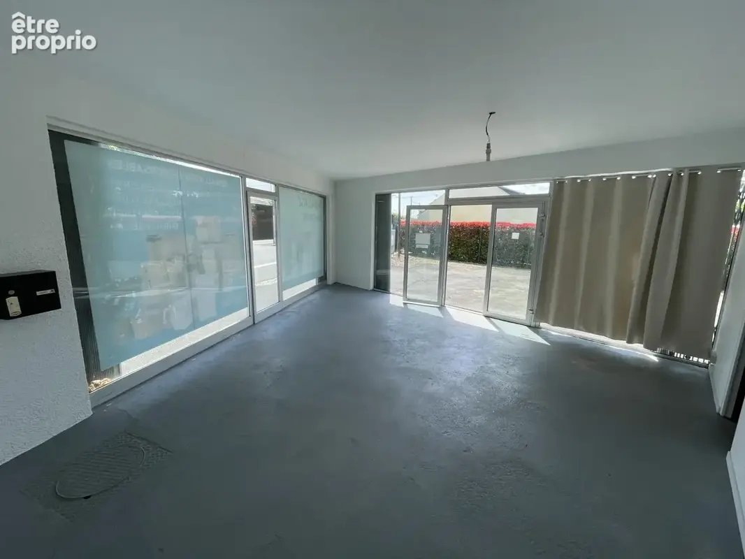 Commerce 120 m² à vendre à Chateauroux (36000) - photo 3
