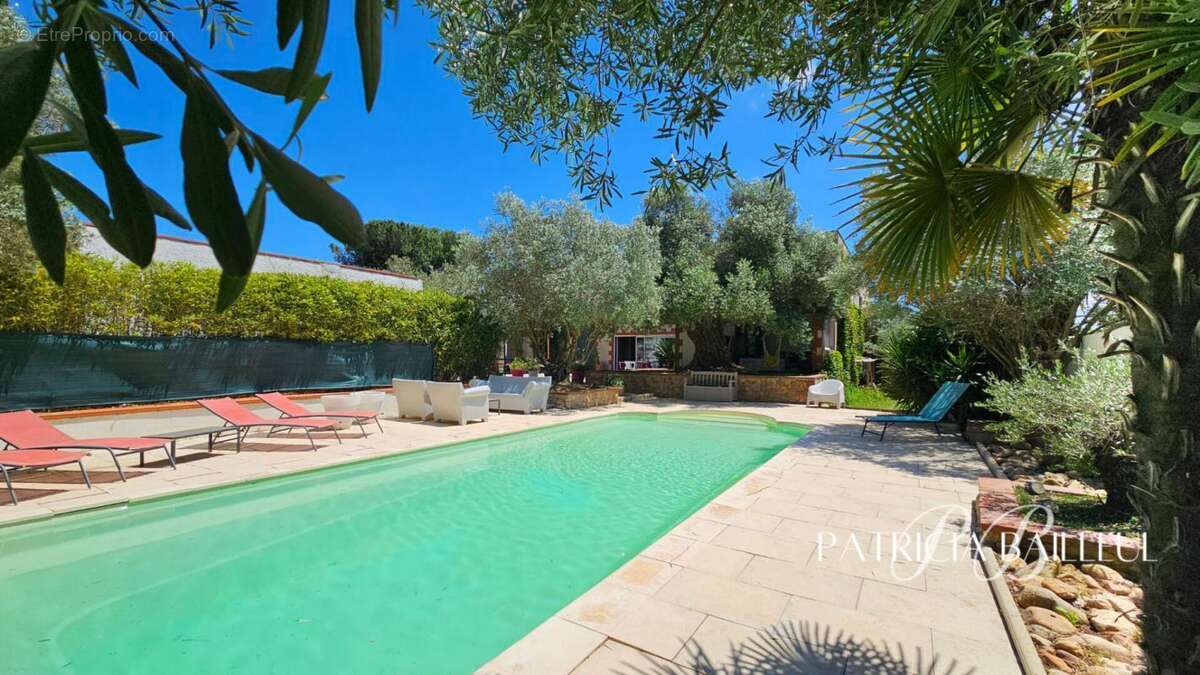 Maison à SAINT-CYPRIEN