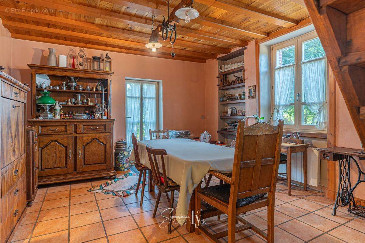Maison 96 m² à Saint-Denis-Des-Murs  - photo 11