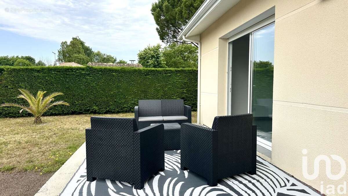 Photo 2 - Maison à ARES