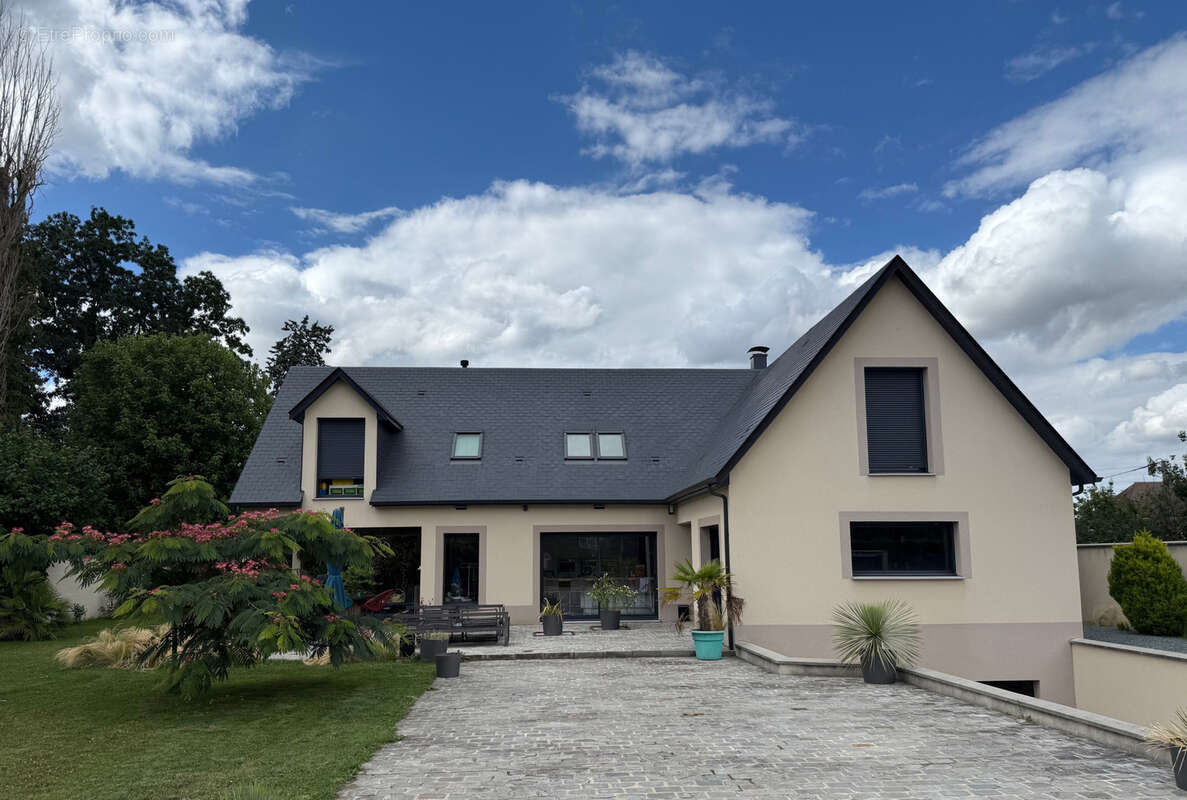 Maison à LA CHAPELLE-REANVILLE