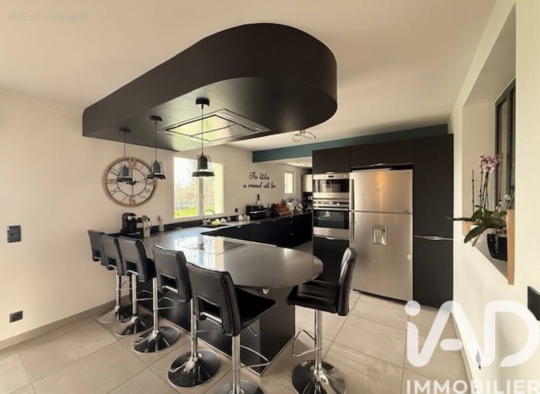 Photo 1 - Maison à SAINT-JUST-EN-BRIE