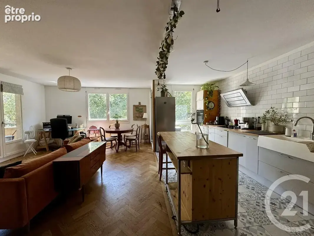Appartement 74 m² à Villeurbanne  - photo 6