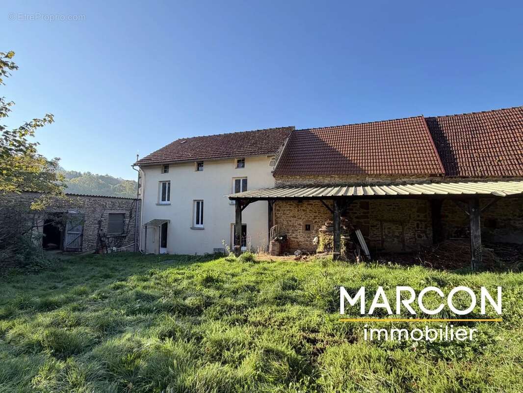 Maison à LA CHAPELLE-TAILLEFERT