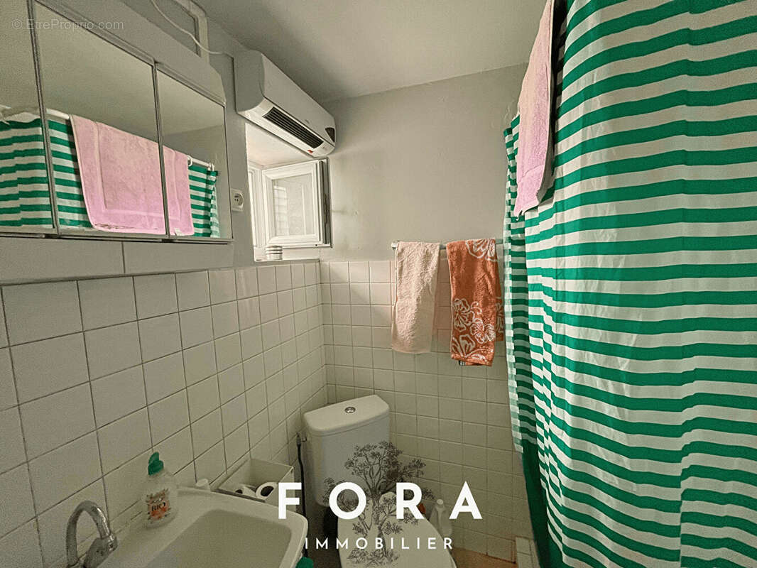 Maison à CONDE-SUR-NOIREAU