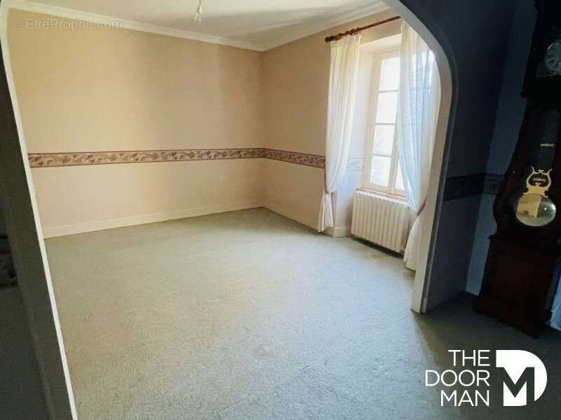 Maison à BONCHAMP-LES-LAVAL