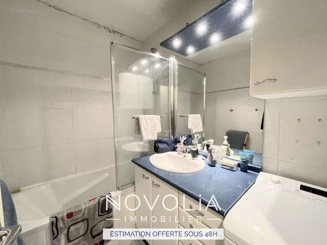 Appartement à LYON-8E