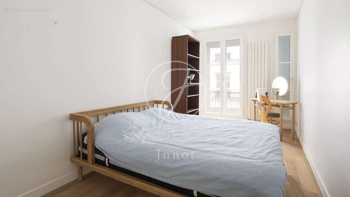 Appartement à PARIS-6E