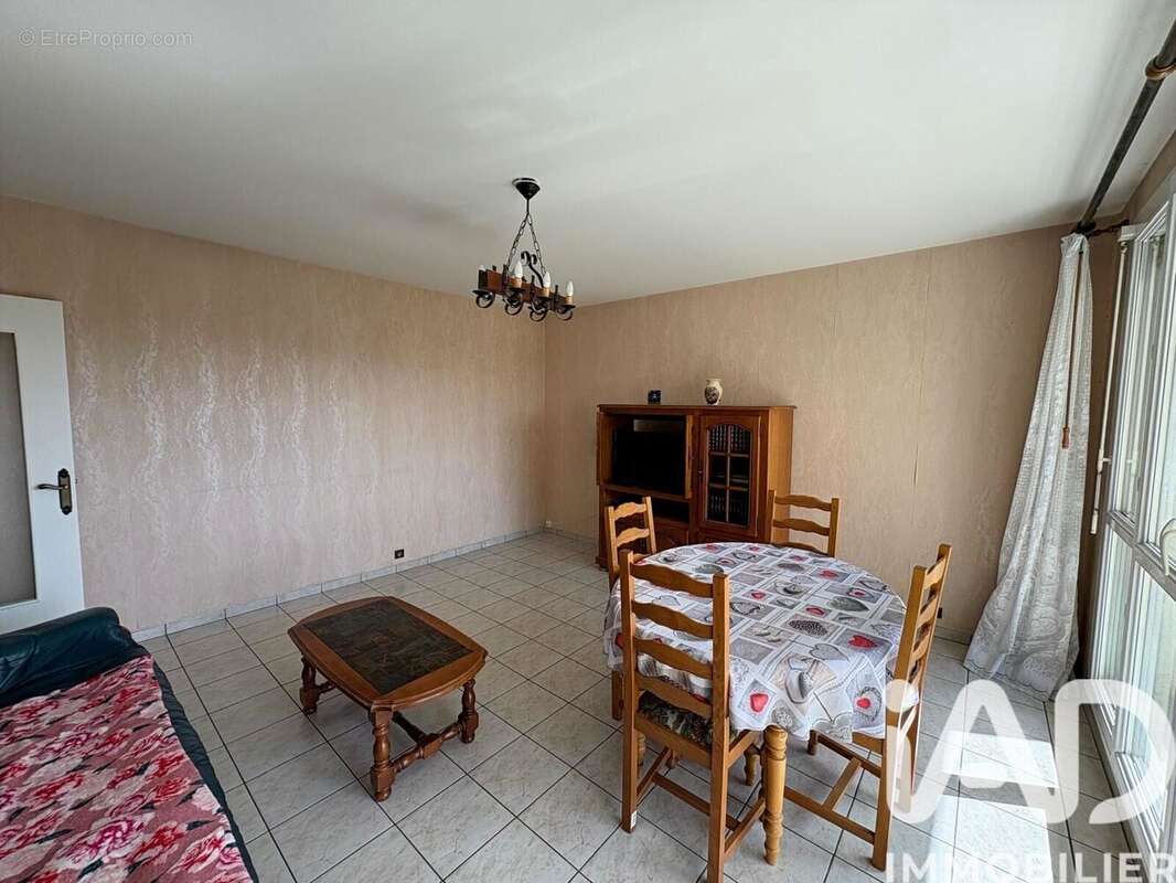 Photo 4 - Appartement à MONTSOULT