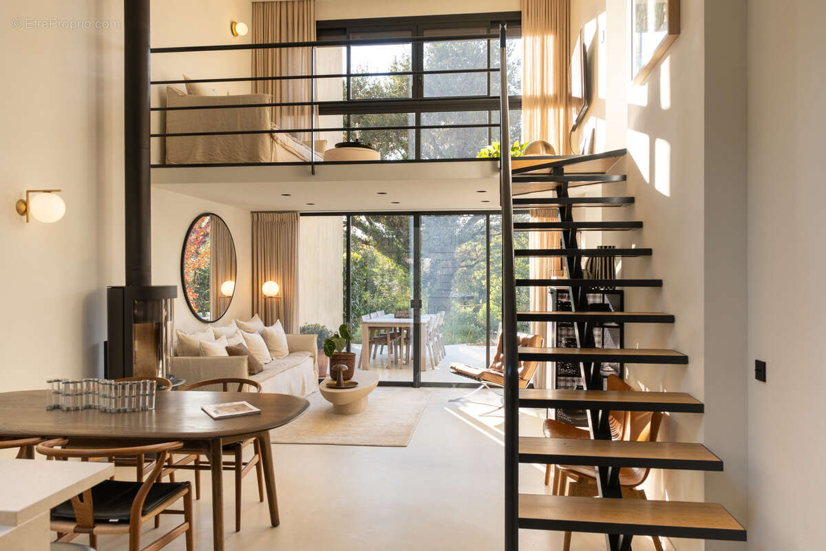 Loft contemporain - 79m2 - Saint-Paul de Vence - photo 5