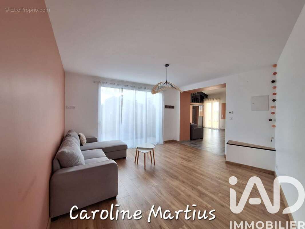 Photo 2 - Maison à LA JARNE