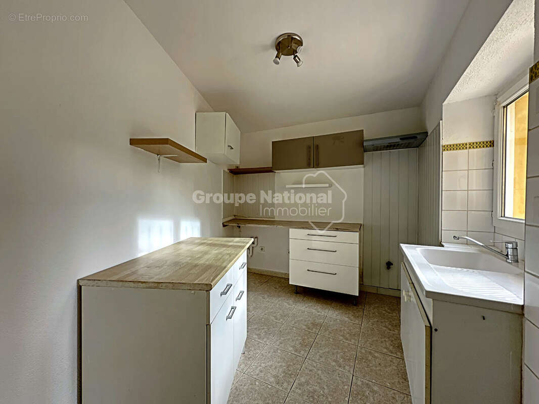 Maison à SAINT-NAZAIRE-DE-PEZAN