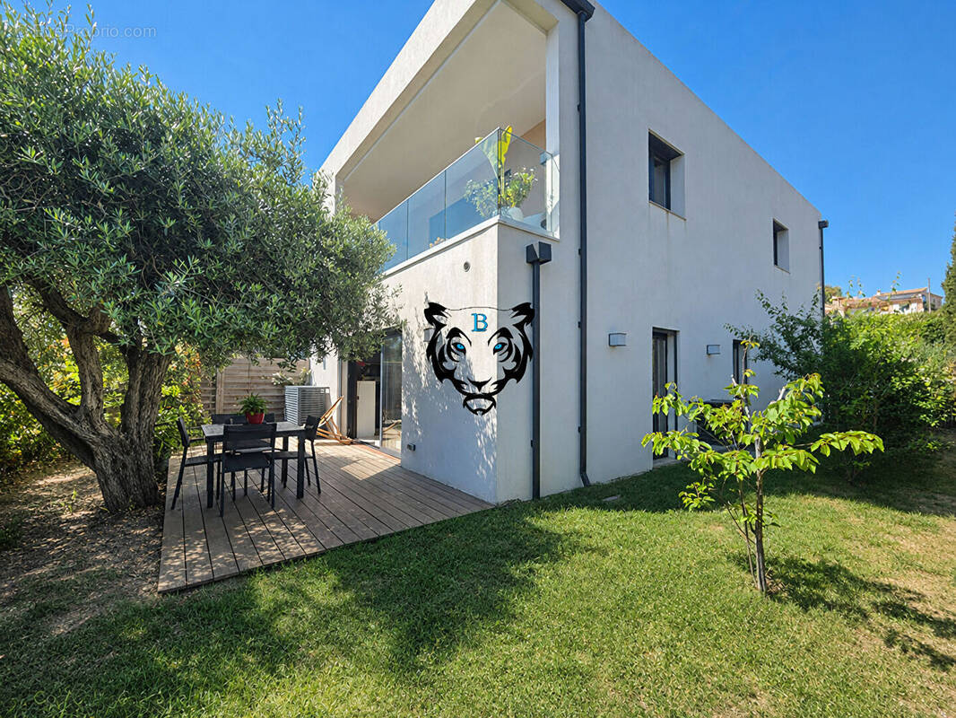 Appartement à LES ISSAMBRES