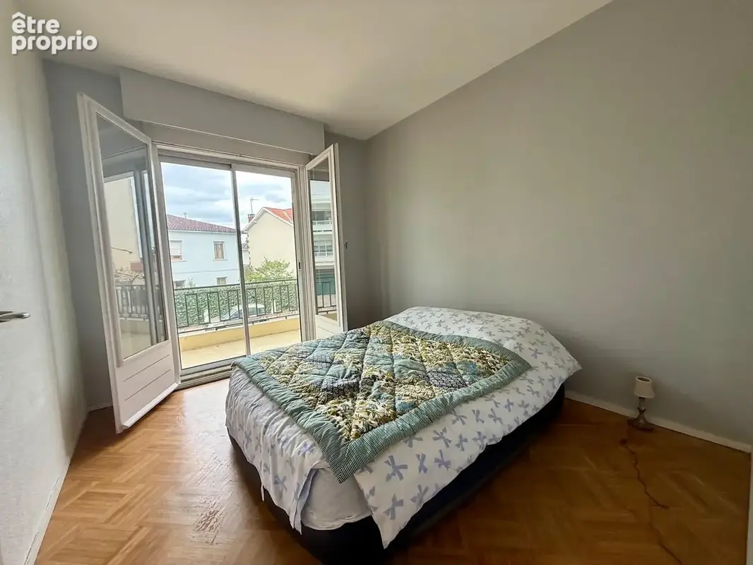 BORDEAUX CAUDERAN CENTRE - Appartement Darchand T5 de 133m2 + garage - photo 10