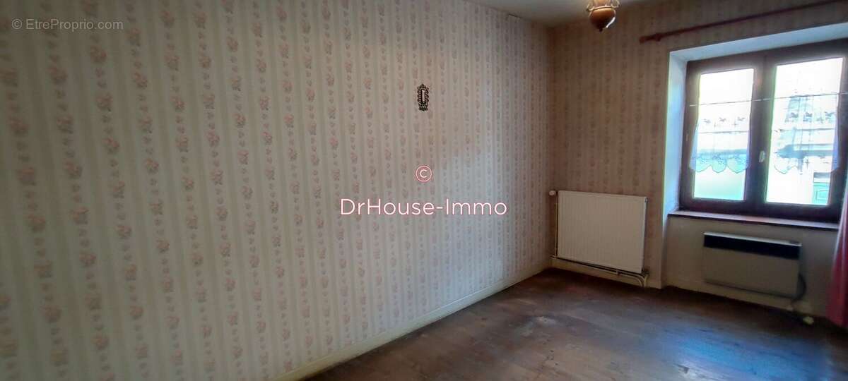 Maison à SAINT-GEORGES-D&#039;AURAC