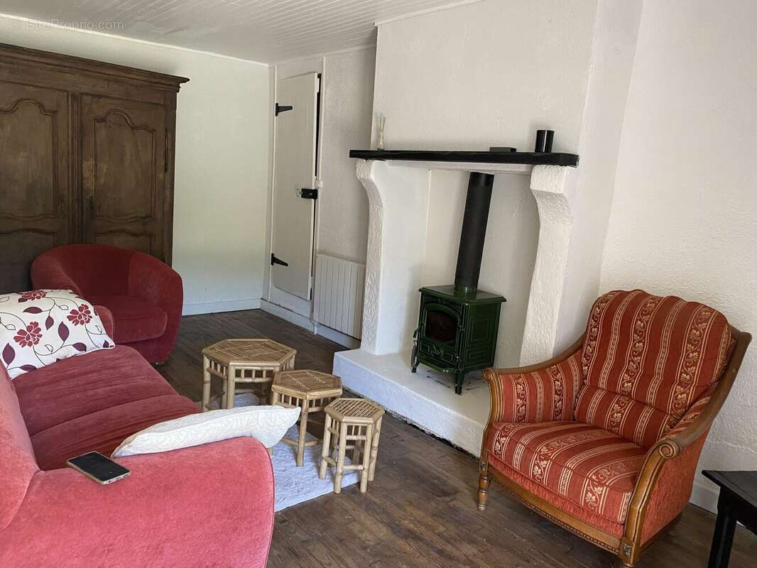 Maison à NEDDE