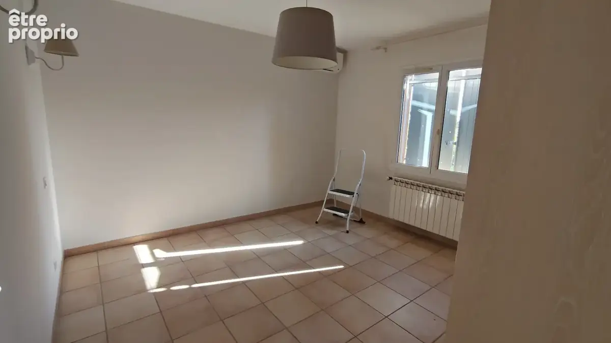 Gonfaron Jolie Villa beau volumes - photo 25