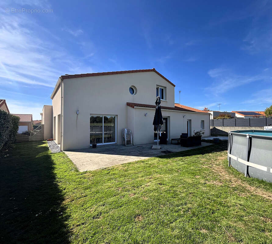 Maison à SAINT-ANDRE-DE-LA-MARCHE