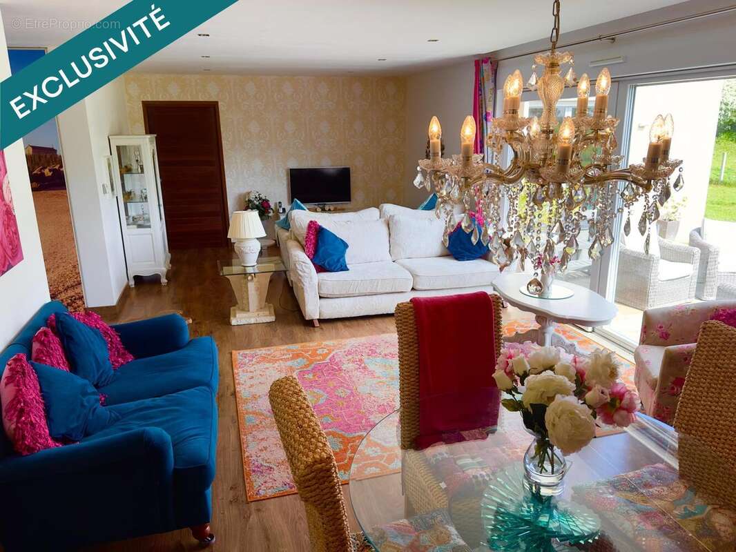 Photo 2 - Maison à ISSE