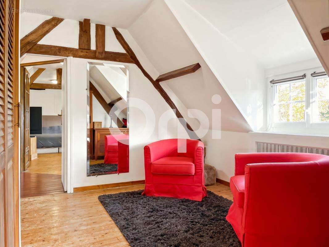 Maison à MARCILLY-LA-CAMPAGNE