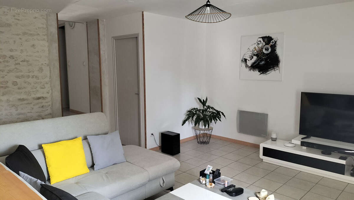 Maison à TONNAY-CHARENTE