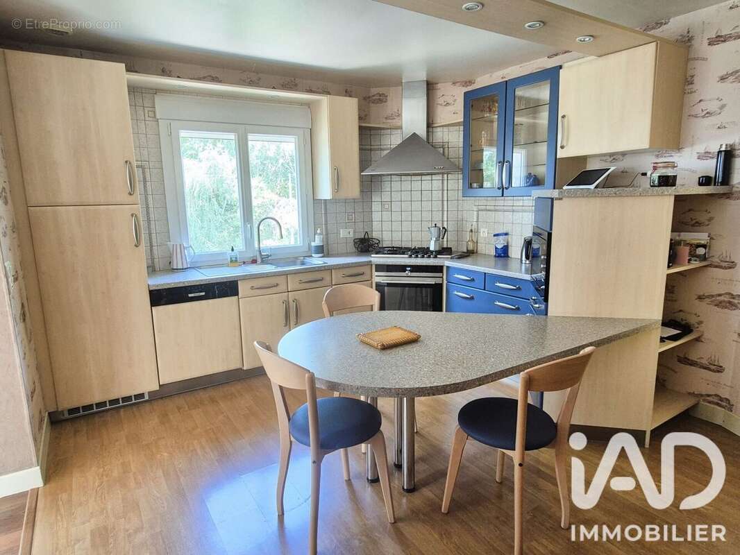 Maison 213 m² à Mazamet  - photo 5