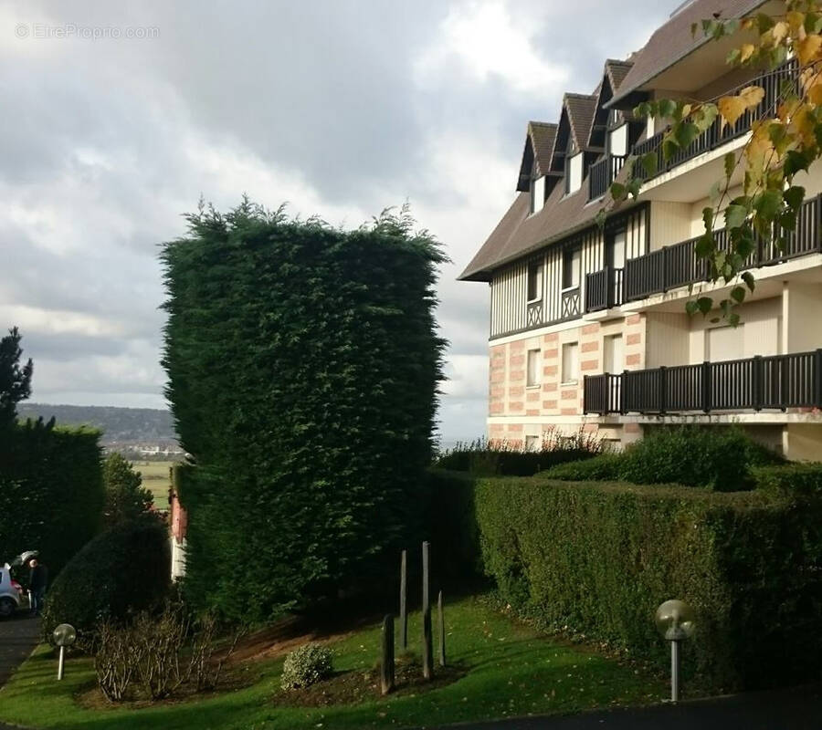 Appartement à BLONVILLE-SUR-MER