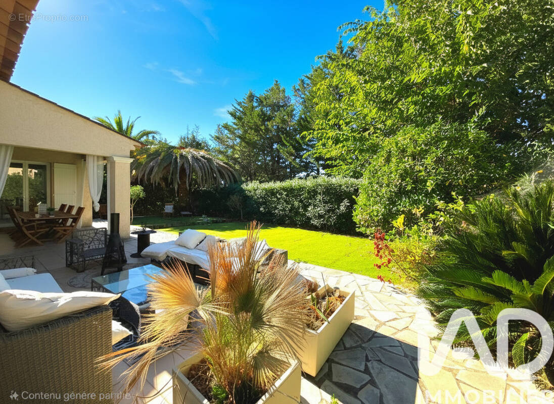 Photo 1 - Maison à FREJUS