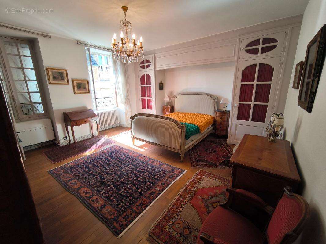 Maison à BRIVE-LA-GAILLARDE