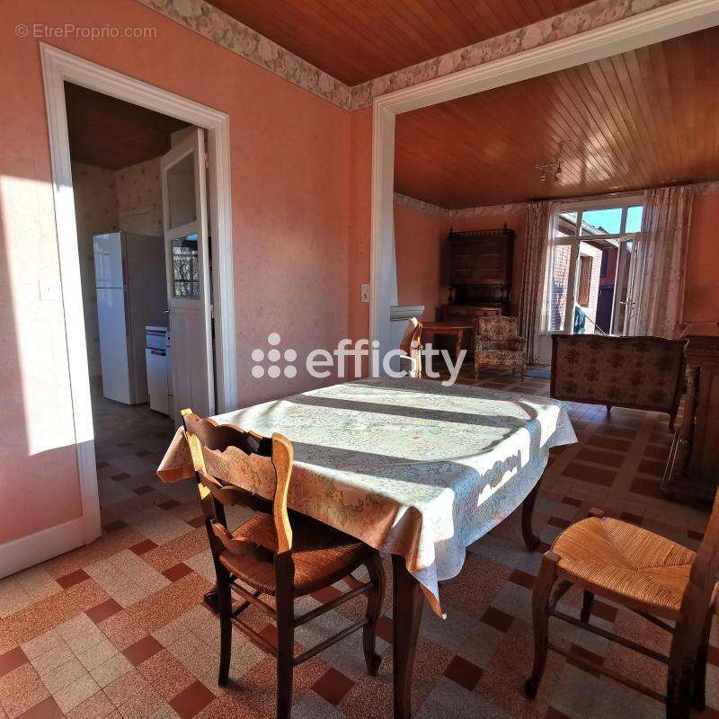Maison 157 m² à Longueville-Sur-Scie  - photo 7