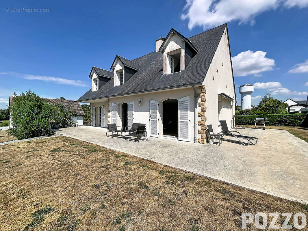 Maison à BREHAL