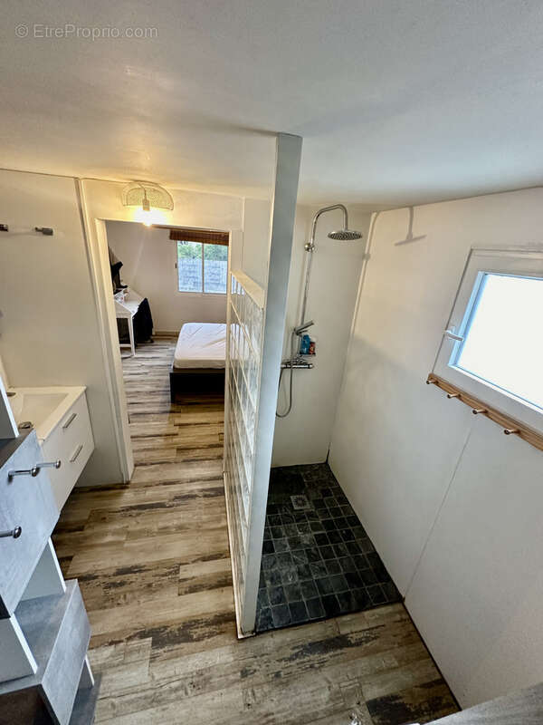 Maison à CAPESTERRE-BELLE-EAU