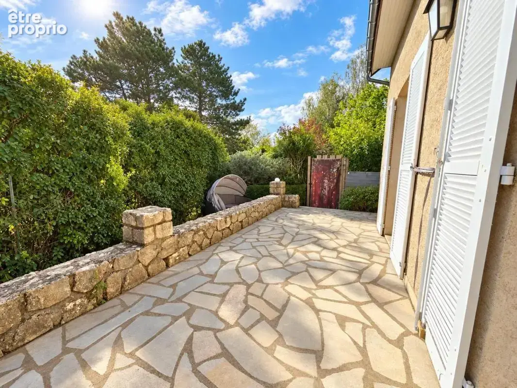 Montoire-sur-le-loir – grande maison indépendante avec jardin – nombreuses possibilités - photo 9
