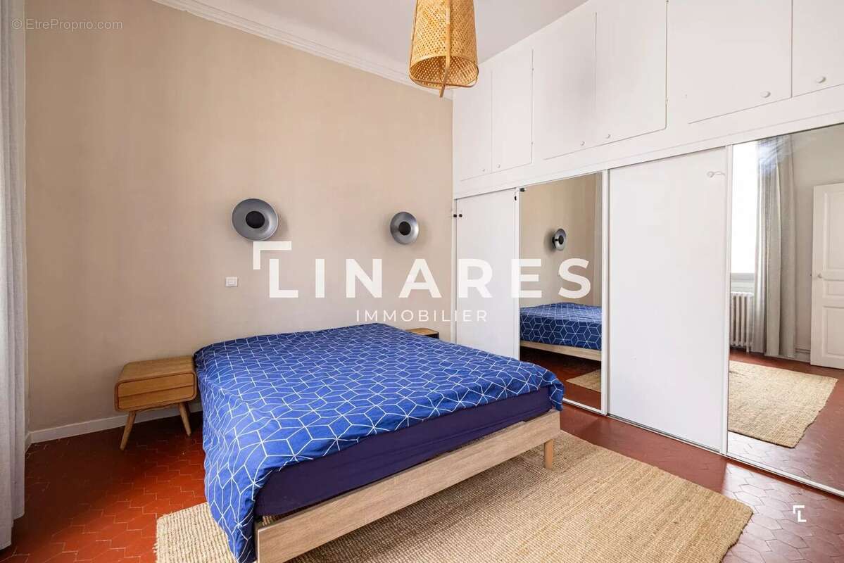 Appartement à MARSEILLE-6E
