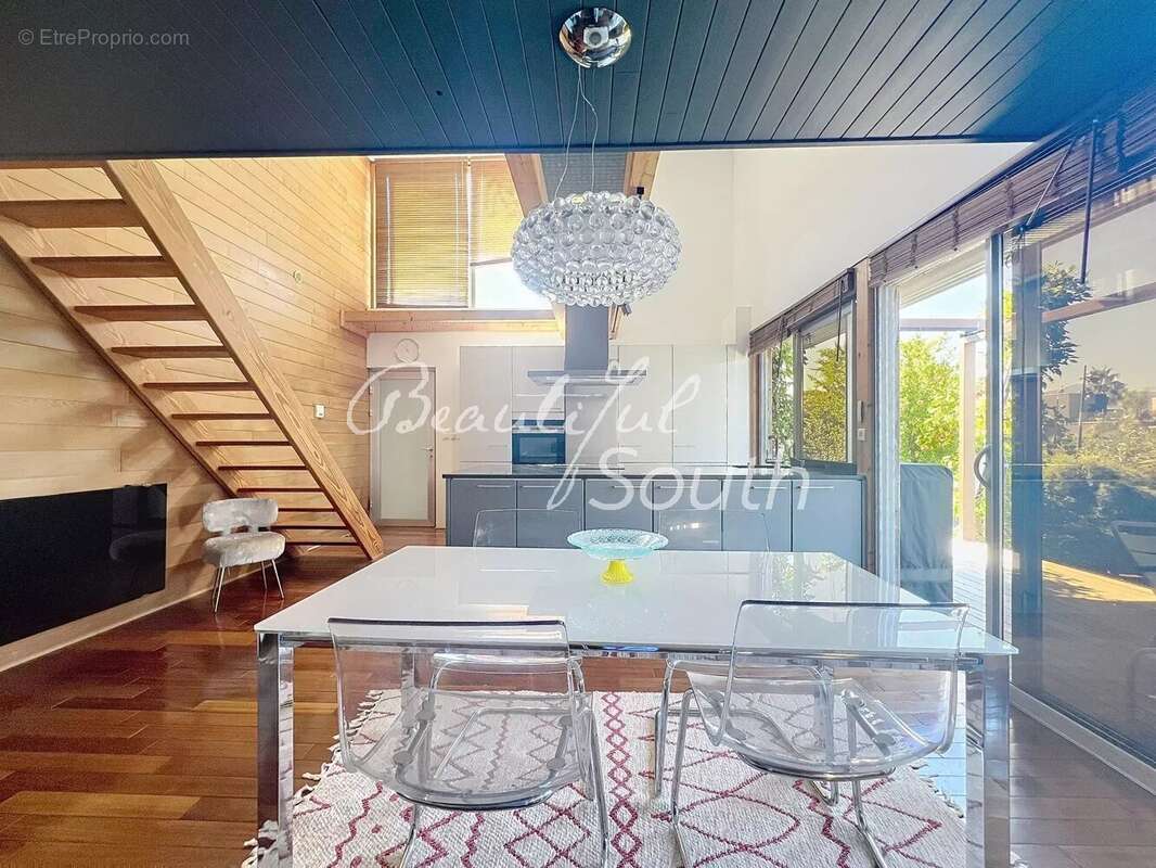 Maison à SAINT-CYPRIEN