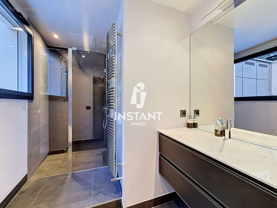 Appartement à NOGENT-SUR-MARNE