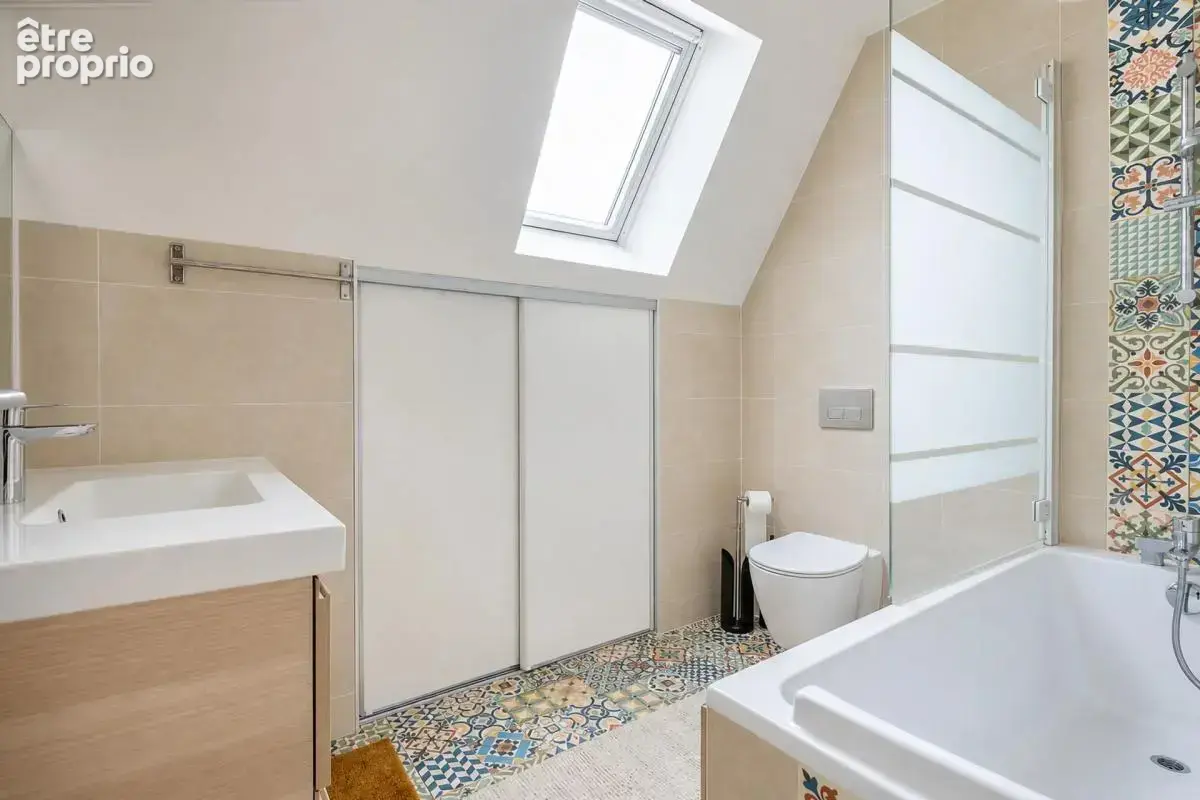 Maison spacieuse et rénovée à Romainville - photo 10